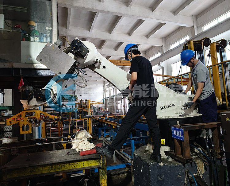 庫卡機器人KR470-2 PA/FLR KR360 R2830保養 庫卡機器人KR470-2 PA/FLR KR360 R2830保養